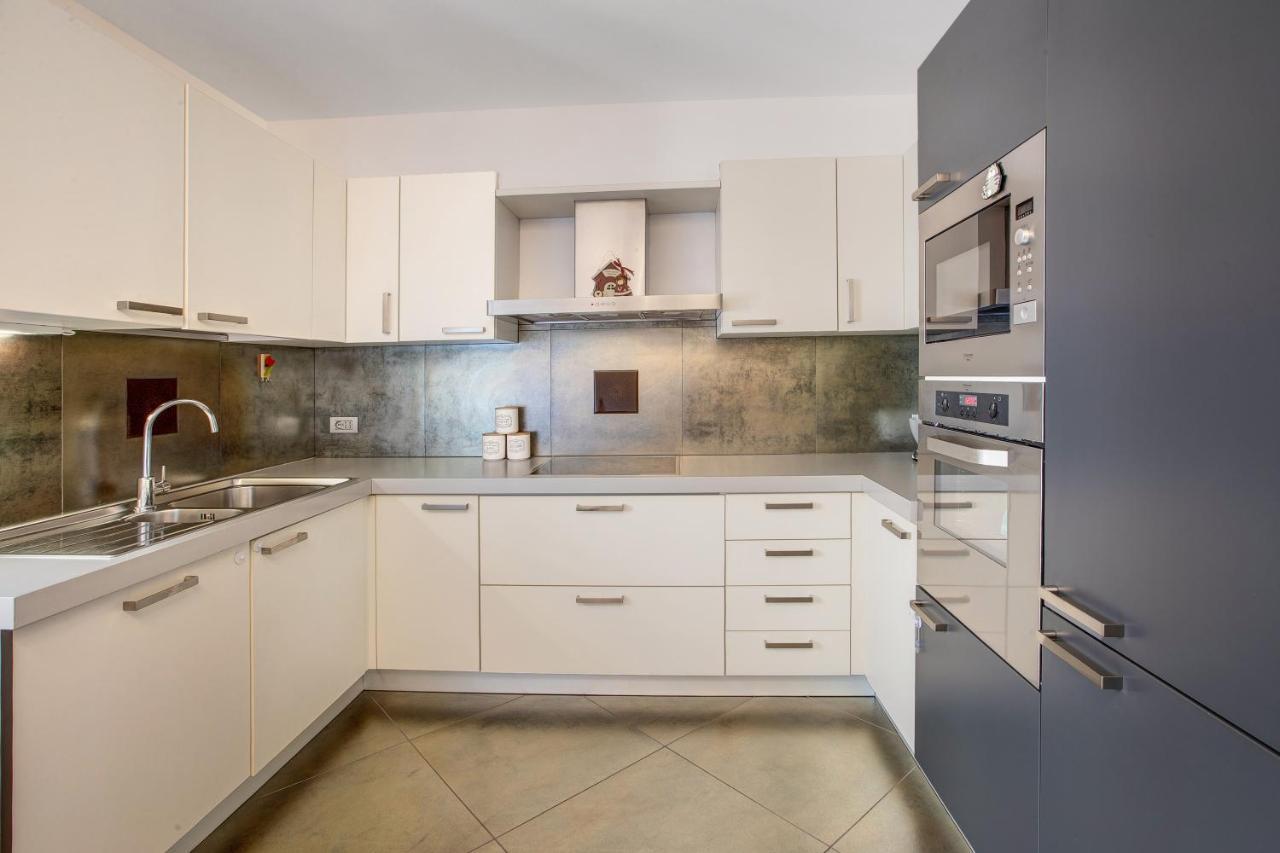 Appartamento La Maison Du Bonheur Grosio Esterno foto